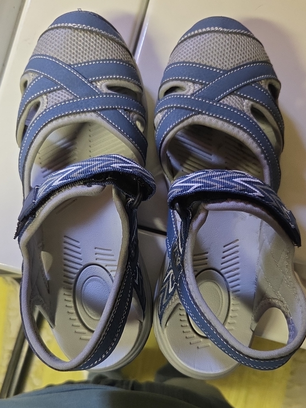Source Unknown Blue and Gray Women's Sandals